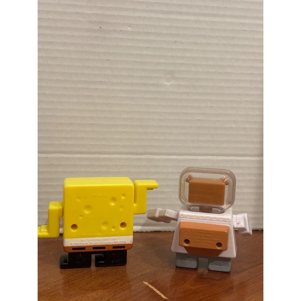 SpongeBob SquarePants Burger King Toy Lot 2009 Squidward Sandy Mr Krabs 4pc Set